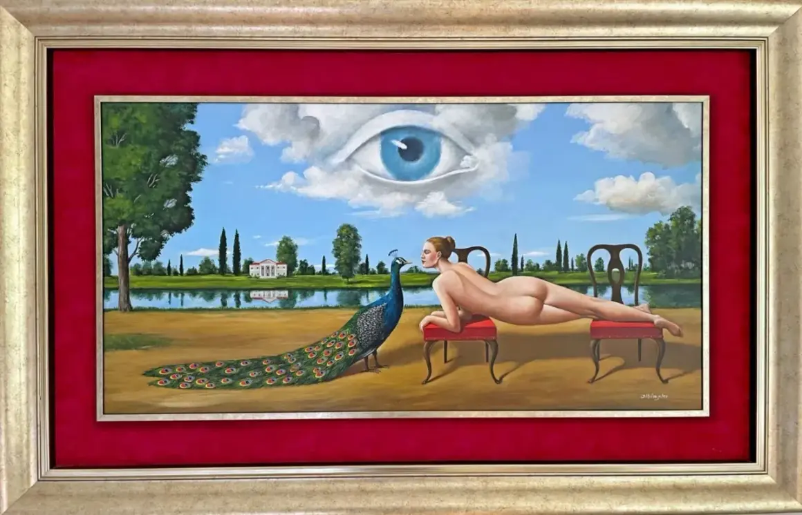Obraz ukazuje nagą kobietę i pawia na tle pałacu i nieba z okiem. Surrealistyczne ujęcie oddaje głębokie emocje w malarstwie.